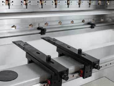 TECHNICA HYDRAULIC PRESS BRAKES PRODUCT FEATURES 1 High precision and fast clamping system: Fast and