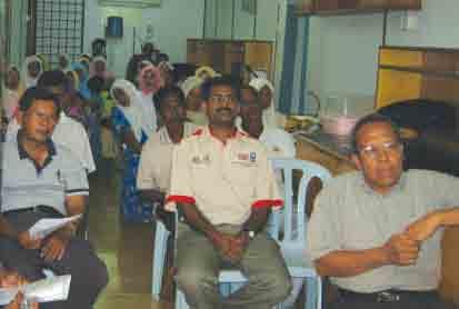 Education & Awareness Workshops A series of three (3) workshops were conducted involving more than 80 members of the local community and Jawatan Kuasa Kecil (JKK).