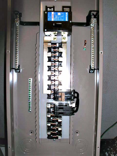 O & M Manual for the Eaton Instructional Booklet Effective: October 2008 Page 5 Main Breaker Non Essential Load Section Neutral Bars Ground Bar Essential Load Section Feeder Breaker Essential Load