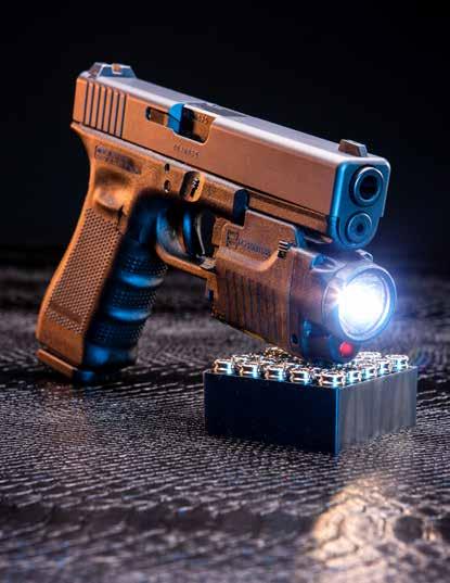 The rugged GLOCK polymer casing holds Xenon -technology electronics packing high luminous power available at the touch of the