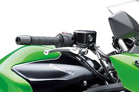 device. Under seat helmet hooks. Adjustable Levers Multi-function Instrument Display Genuine Kawasaki Accessories The clutch and the brake lever on the Ninja 650L ABS are position adjustable.