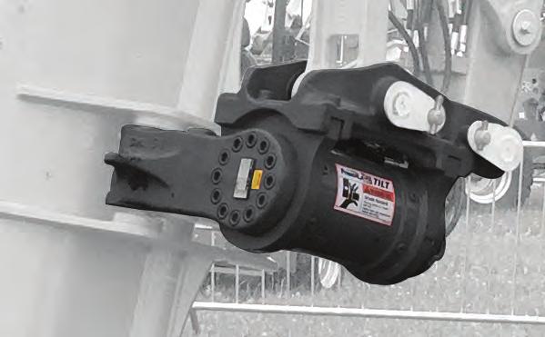 Performance From Every Angle The move from a standard fixed quick coupler to a tilt coupler is