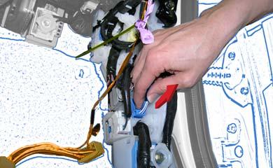 TOYOTA LAND CRUISER 2013 - TVIP V4 Procedure REMOTE ENGINE STARTER (RES)