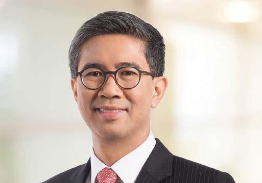 With the establishment of Affin Islamic Bank, he was appointed as its CEO in 2006, a post he held until 1 April 2015 when he was appointed as the Managing Director/CEO of Affin Bank Berhad.