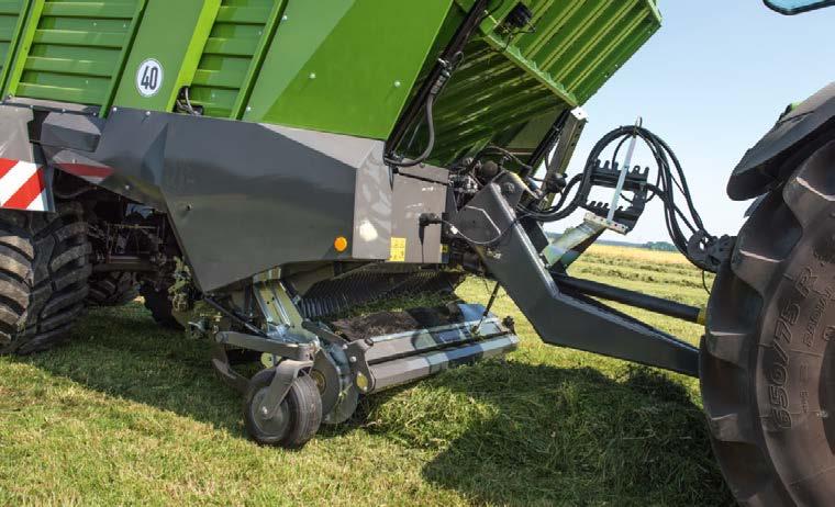 Clean work A best possible crop up-take forms the first building block for the success of your harvest. Therefore, the Fendt Tigo counts on plastic wrappers.