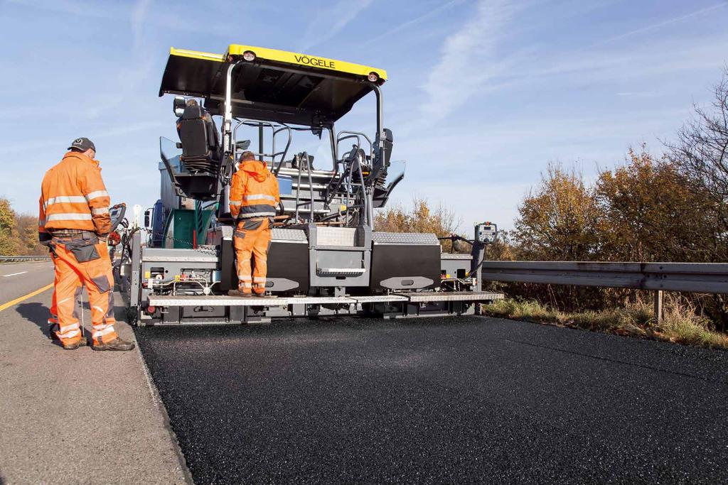Screed Options for All Paving Applications A powerful tractor unit calls for a screed to match.
