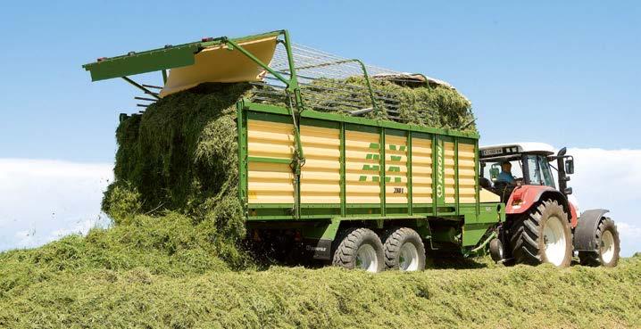 Open flat Unloading forage in low buildings asks for a sophisticated design.