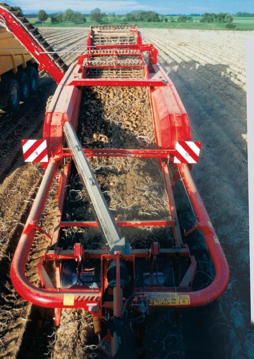 CHASSIS AND DRIVE CONSTRUCTION Guaranteed for successful harvesting and easy operation: the innovative chassis and drive construction from Grimme The innovative chassis and drive