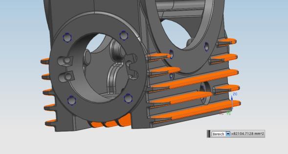 The worm gear drive unit is designed as double side input shaft and single side output shaft. In this test bench arrangement, on one side of the input shaft the fan was mounted for ventilation.