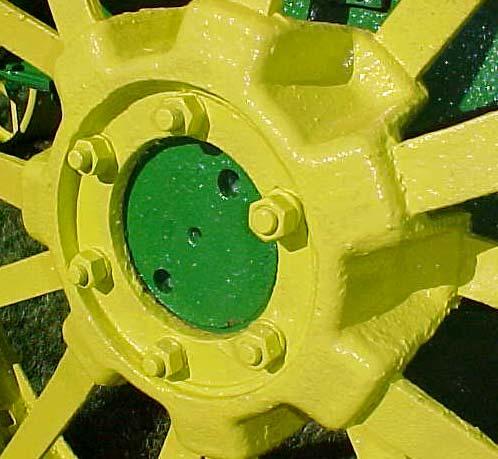 spoke wheel JD weave hub 42 3/4 x 10 x 1/4