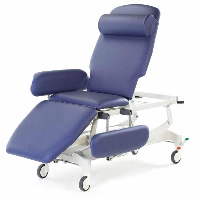 The fully electric functionality provides smooth lifting and patient profiling during patient examination and treatment.