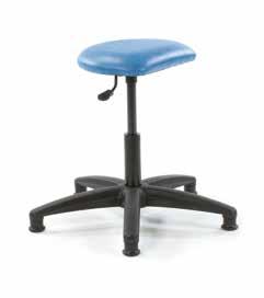 incorporates anti-trap design gas strut Backrest design with cut-away for improved transducer positioning Integral footrest for clinician when traditional right hand scanning, together with specially