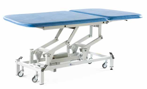 80cm 105cm +75 135cm SM2573 SM2673 135cm SM4542 SM4642 All Height range 45cm to 98cm Medicare Bariatric 2 Section Couches The Bariatric 2 Section Couches feature electric height and backrest
