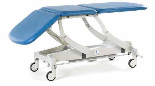 INNOVATION 59cm 53cm 88cm +10-35 MG3670 MG3470 Height range 45cm to 95cm Innovation Standard 3 Section The Innovation Standard 3 section couch is very versatile for a wide range of patient