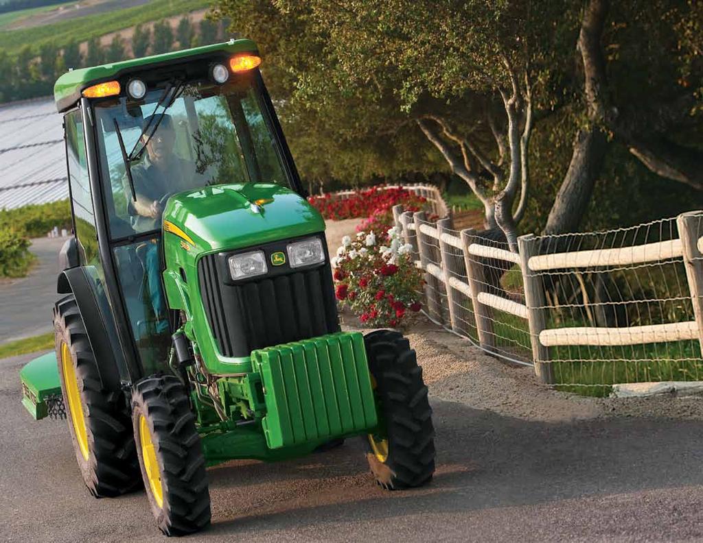 John Deere Speciality Tractors With up to six available hydraulic remotes, two available transmissions, and nearly 1,542 kg (3,400 lb) of rear hitch lift capacity, there aren t many jobs around the
