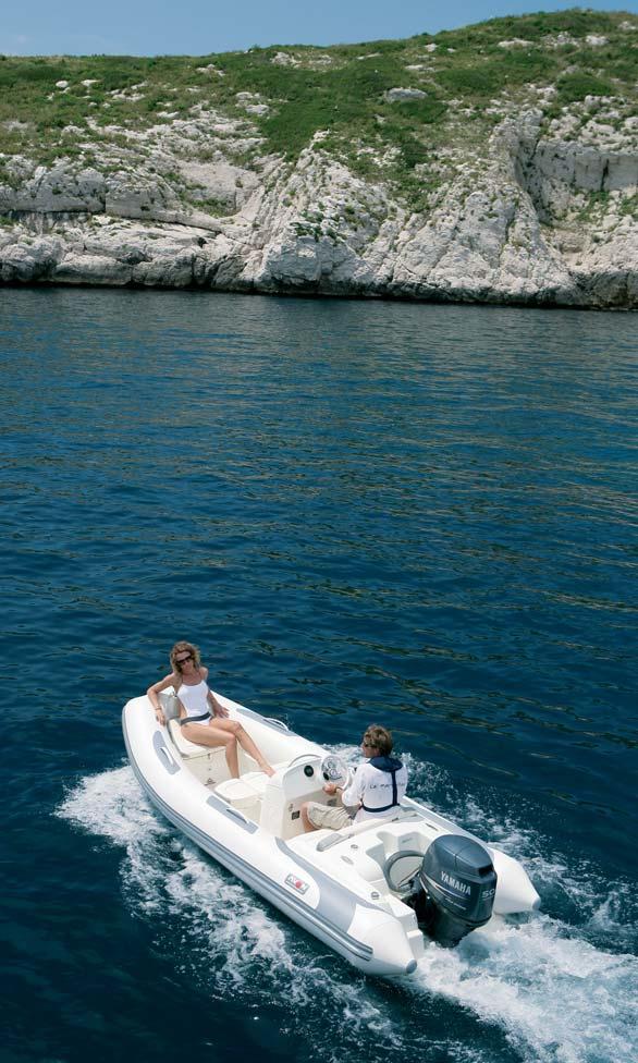 SEASPORT DE LUXE The Seasport De Luxe range offers a choice of two well established yacht tenders, built to the finest quality standards, bringing a real standard of sophistication and