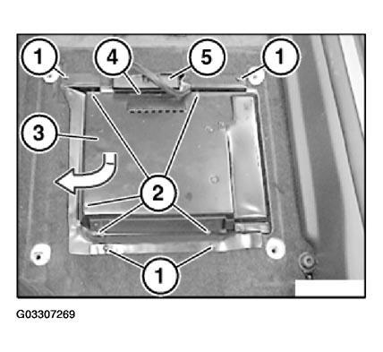 Installation: Insert tab (4) below air duct (5). Fig.