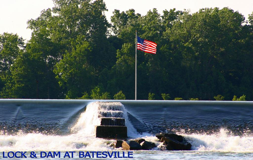 Batesville economic overview Batesville is a thriving community built on the banks of the White River that s within a short driving distance of main hubs such as Little Rock, Memphis & Jonesboro.