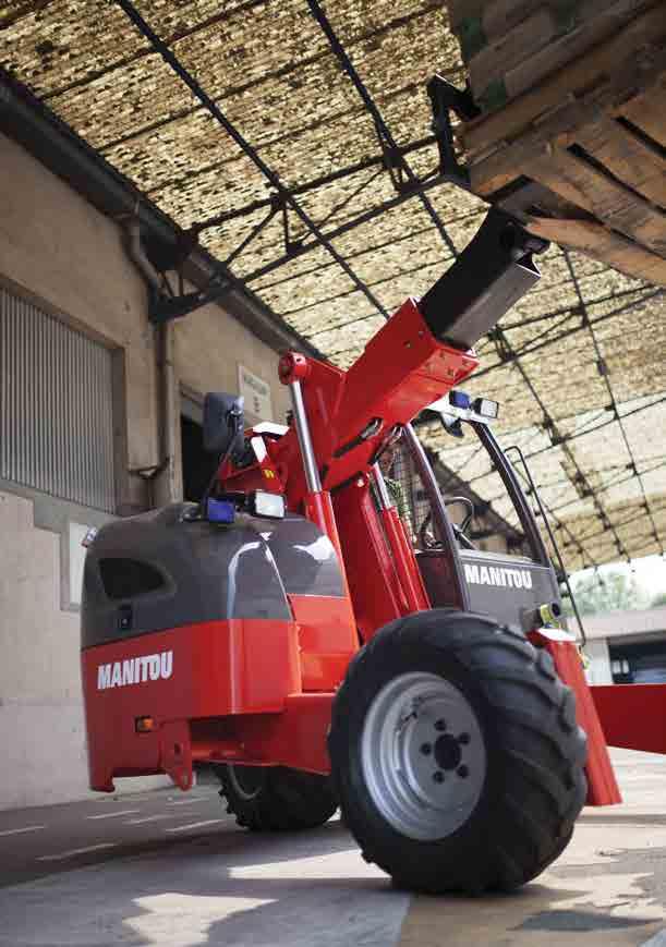 100% PRODUCTIVE The telescopic boom provides an efficient way of