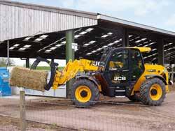 6 The AGRI Loadall range s stringent testing programme has included high stress loading of the chassis,
