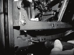Secure the bottom of the amp bracket using the supplied ¼ screw. Fig. 12 Fig.