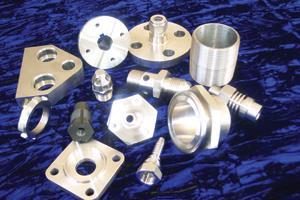 HYDRAULIC FITTINGS Machined in our extensive Manufacturing facility to exacting tolerances.