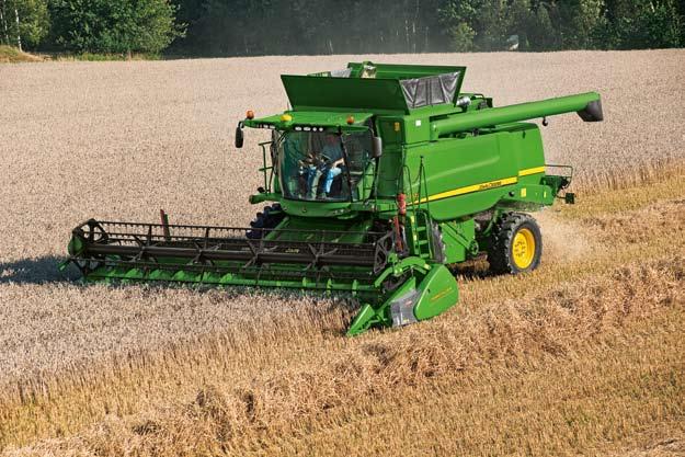 T-Series Combines 11 Premium Flow headers Maximise your combine s harvesting ability without having to convert the header between