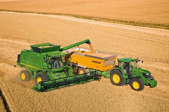 T-Series Combines 19 The grain handling is outstanding Our 11,000 litre grain tanks are the perfect match for the uncompromising productivity of the T-Series.