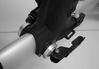 5 Assembly Note: The Rollator is supplied fully assembled, in the folded position. (As shown below) 5.