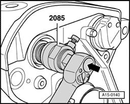 Page 17 of 51 15-44 - Grease threaded head of 2085 seal puller, attach and with forced pressure screw into