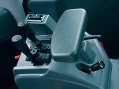 New and easy-to-use joystick steering (option) A new Joystick steering system is available as optional equipment, and ensures that steering can be wrist operated easily and conveniently in loading