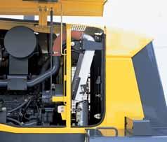 Reversible hydraulic radiator fan and swingout coolers The radiator fan can be switched to reverse operation from the cabin for work in dusty environments.