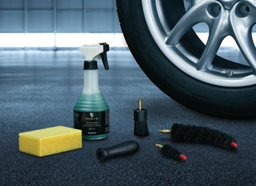 Wheel cleaning kit Wheel-cleaning kit Care products and brush set for alloy wheels. Cleaning fluid also available separately. Part no.