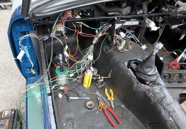 The next job on the list was to find homes for all the wires that either connect to the rear loom, dash loom, front