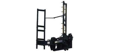 Clamshell Bale Handler Strong, secure and effective as the day is long, this attachment is perfect for large feedlots.