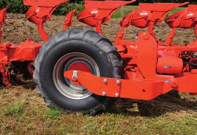 A large (20" x 40 or 20" x 4) tire supported on both sides ensures stability