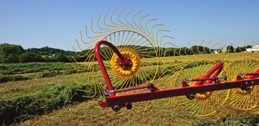 02 PROCART SERIES CARTED WHEEL RAKES Make more hay in every pass.
