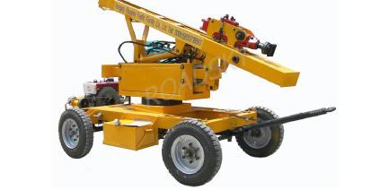 2 Extracting Function: With the same hydraulic system for extracting poorly driven or incorrectly positioned posts in road maintenance work, it is a professional machine for extraction of posts from