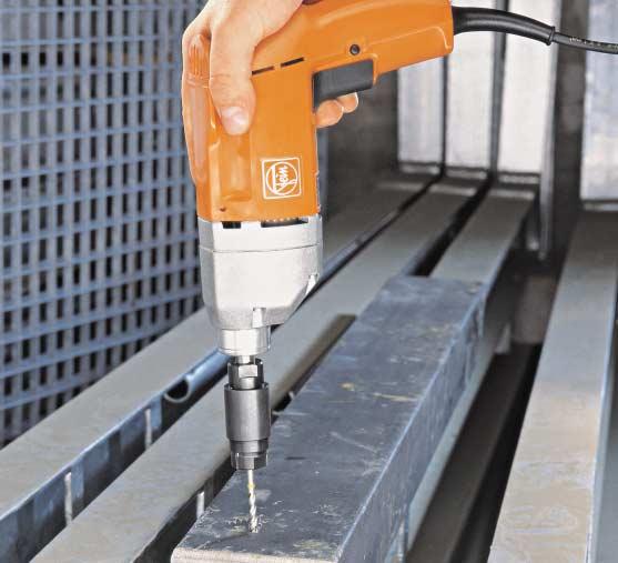 Tapping. Compared with manual tapping, electric tappers offer not only the advantages of rapid work with minimal physical effort, they are also exceptionally precise.