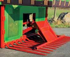 from the tractor is available as an optional extra Pusher HQ 1750-2800 (on the