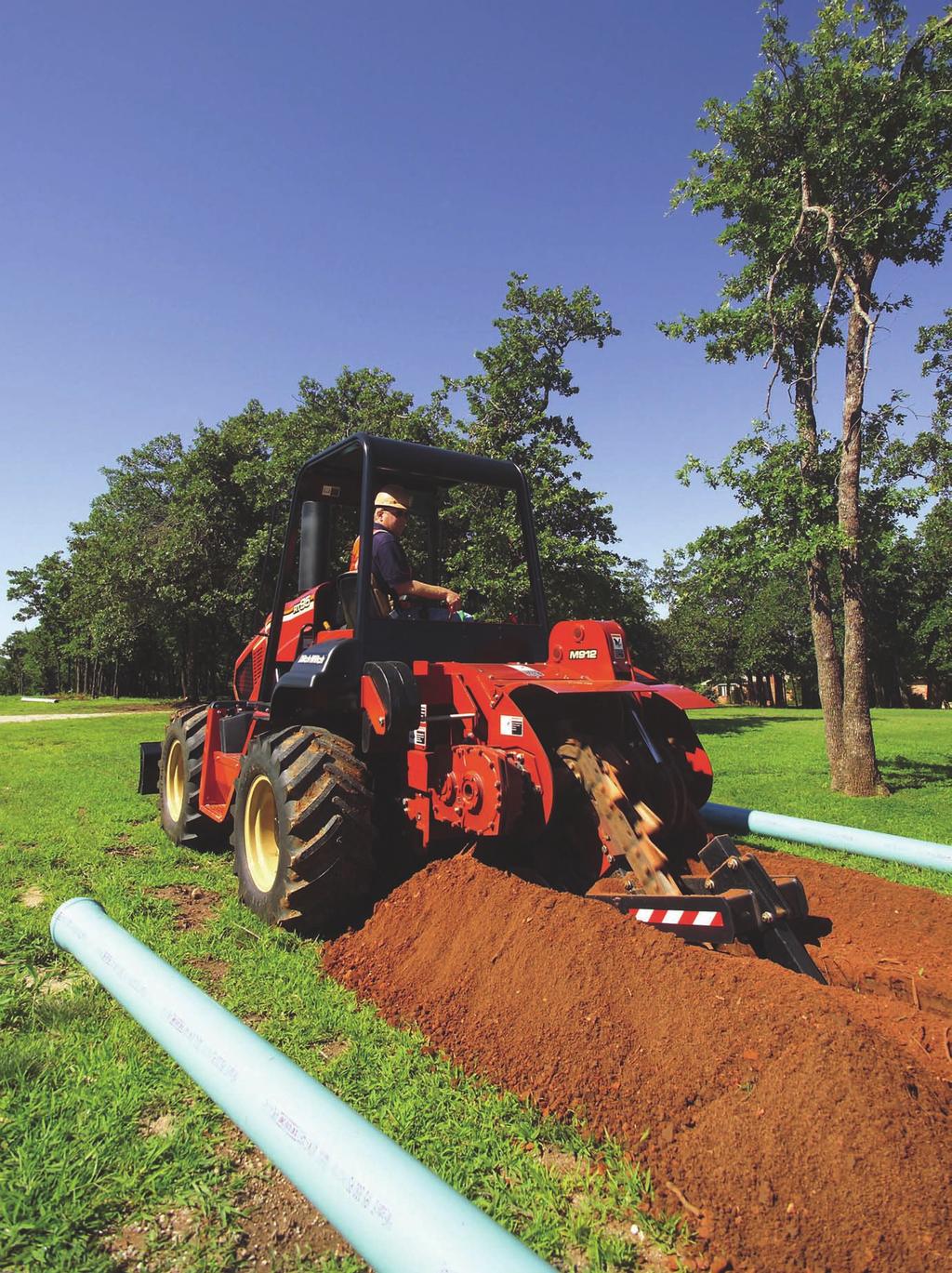DITCH WITCH RT95, RT75 HEAVY DUTY TRACTORS Depending on the size of your jobsite, the Ditch Witch RT95 and RT75 have the power and maneuverability to accomplish any task.