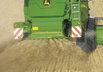 But also if your mainly chopping the straw we offer you up to 3 different chopper options exclusive in this size class of combines. Our high-speed chopper cuts the straw in short and even pieces.