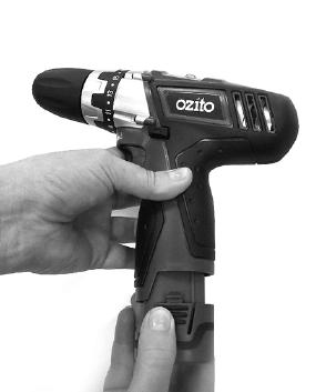 INSTALLING OR REMOVING THE BATTERY Always switch off the drill before insertion or removal of the battery (5).