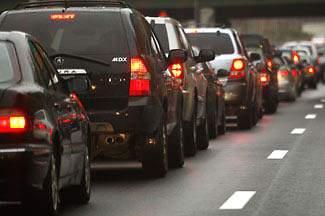 TORONTO S CHALLENGE GTA suffers from traffic congestion The average Torontonian spends seven hours a week in their car nearly 15 days of the year!
