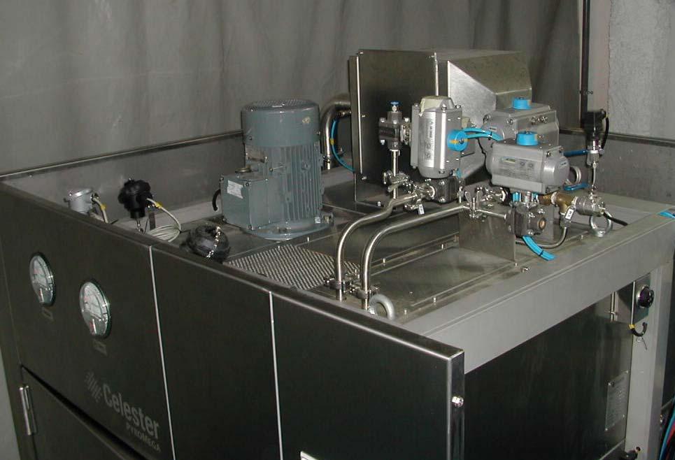 Main components Prefiltering system 75% efficiency external air inlet pre-filter (F8).