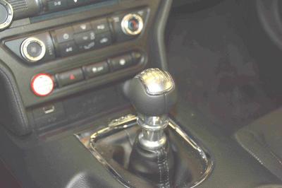 Disassembly STEP 1. Unscrew the shift knob.