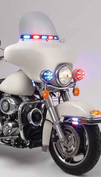 It is believed to be the only such device in the country. There has long been a need for such a warning light, Police Chief Joseph Trizna said in accepting the gift.