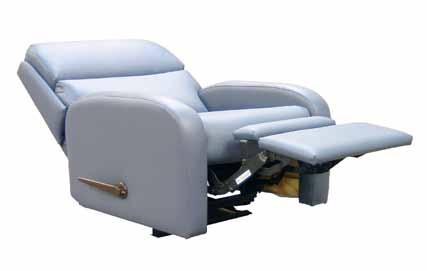 Maxima Medical Seating Dimensions: MODEL: DW0002 Maxima Wall-Hugger DW0018 Maxima Flare Arm Kit width: 32.5 depth: 38.5 height: 41 SEAT WIDTH: 23 SEAT DEPTH: 20.