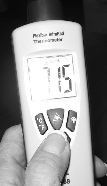 4. The Thermometer will automatically hold the last temperature reading for seven seconds after pressing the Measuring Key (7) is pressed and released.