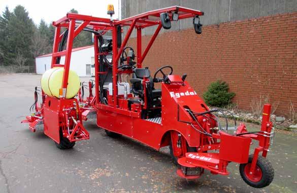 2-rowed Gantry tractor with driver s